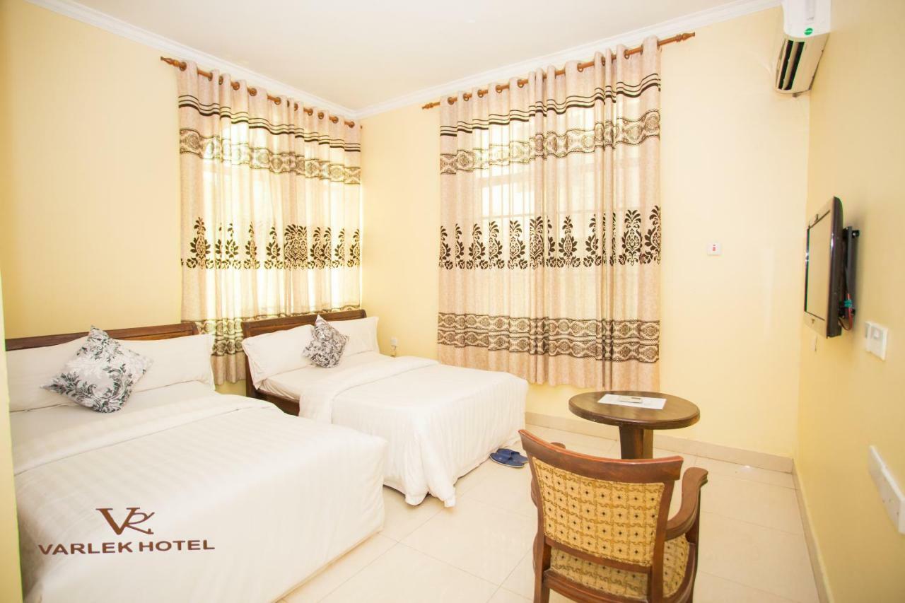 Varlek Hotel Dar es Salaam Exterior foto