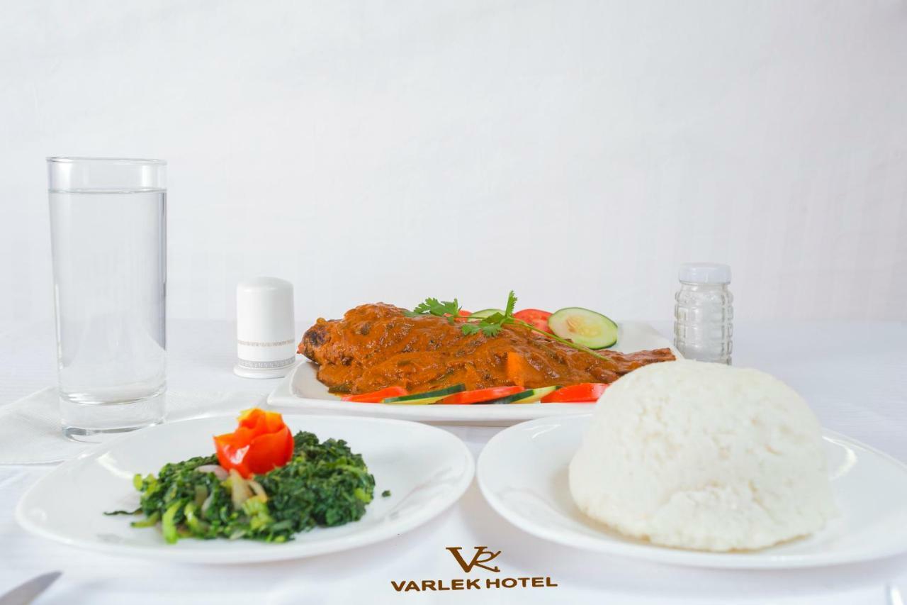 Varlek Hotel Dar es Salaam Exterior foto